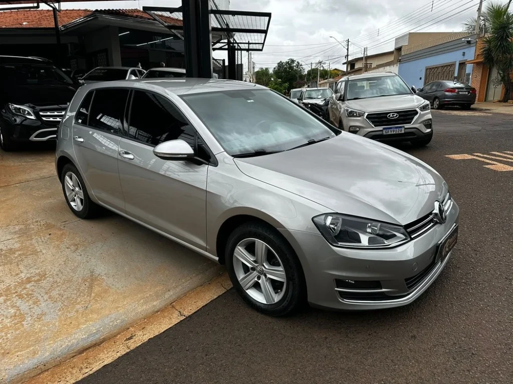 300370-volkswagen-golf-20240326133045097326